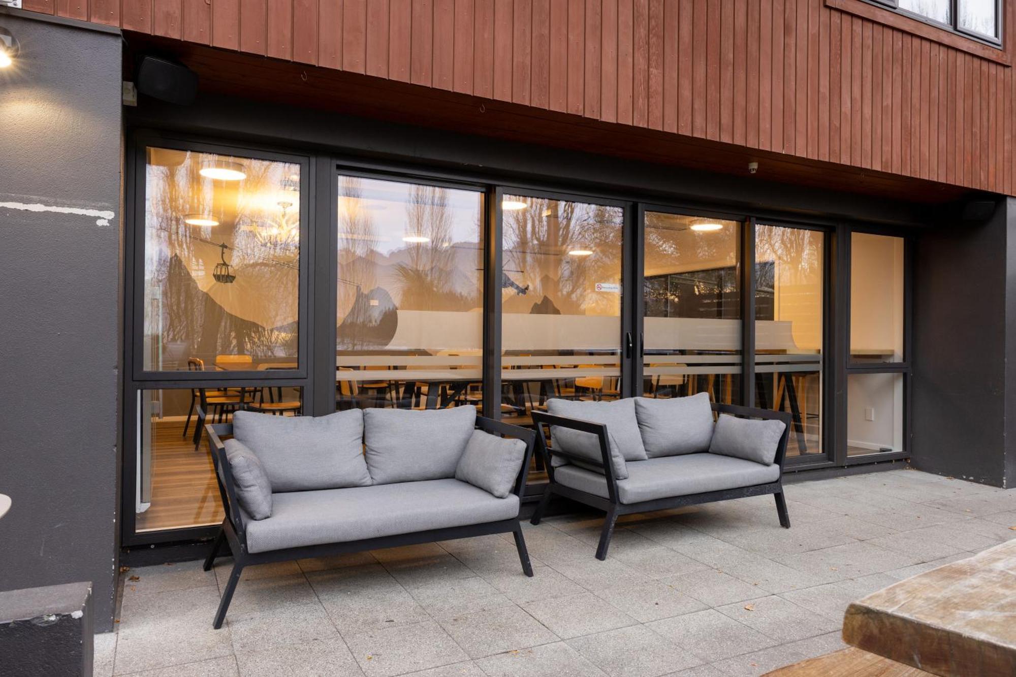 Haka House Queenstown Lakefront Экстерьер фото