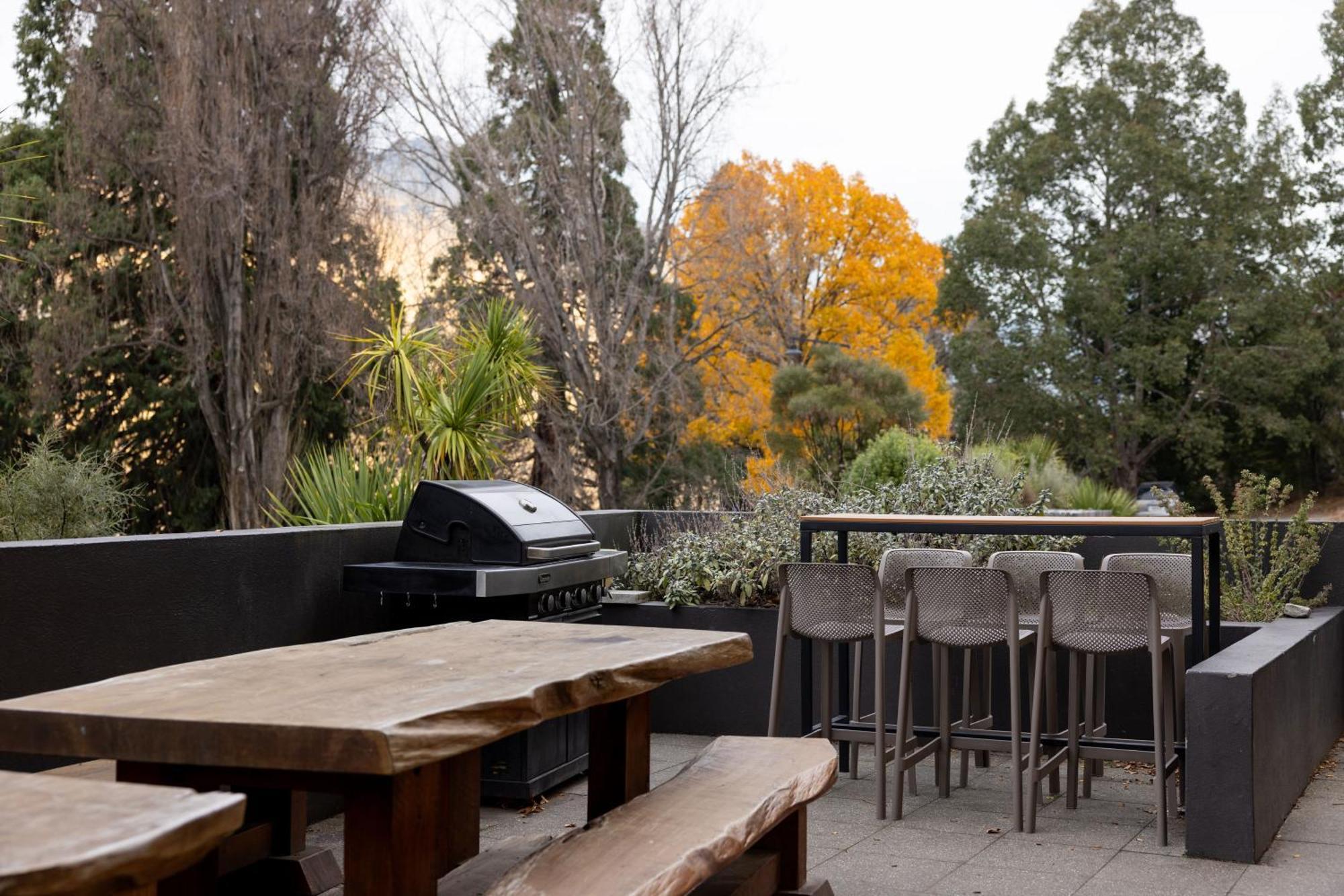 Haka House Queenstown Lakefront Экстерьер фото