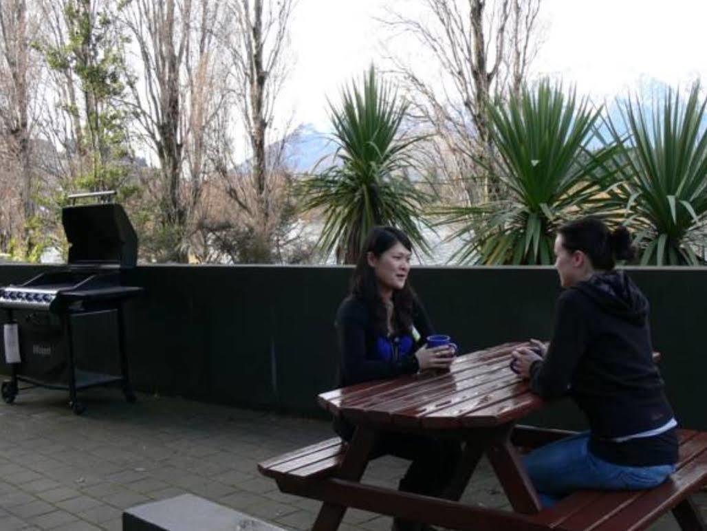 Haka House Queenstown Lakefront Экстерьер фото